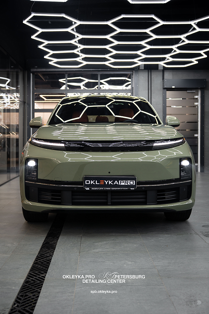 LiXiang L7 — оклейка в цветной полиуретан